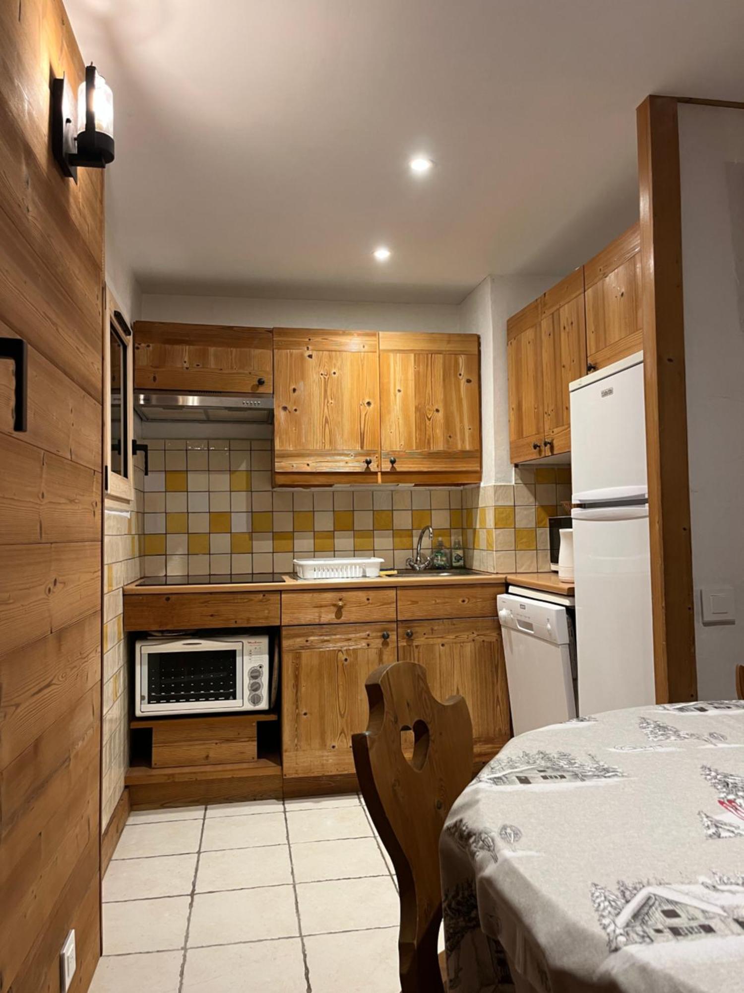Grand Chalet - Appartement 5Pax Au Pied Des Pistes - Parking - Skiroom - Cheminee Decorative- Balcons Тінь Екстер'єр фото