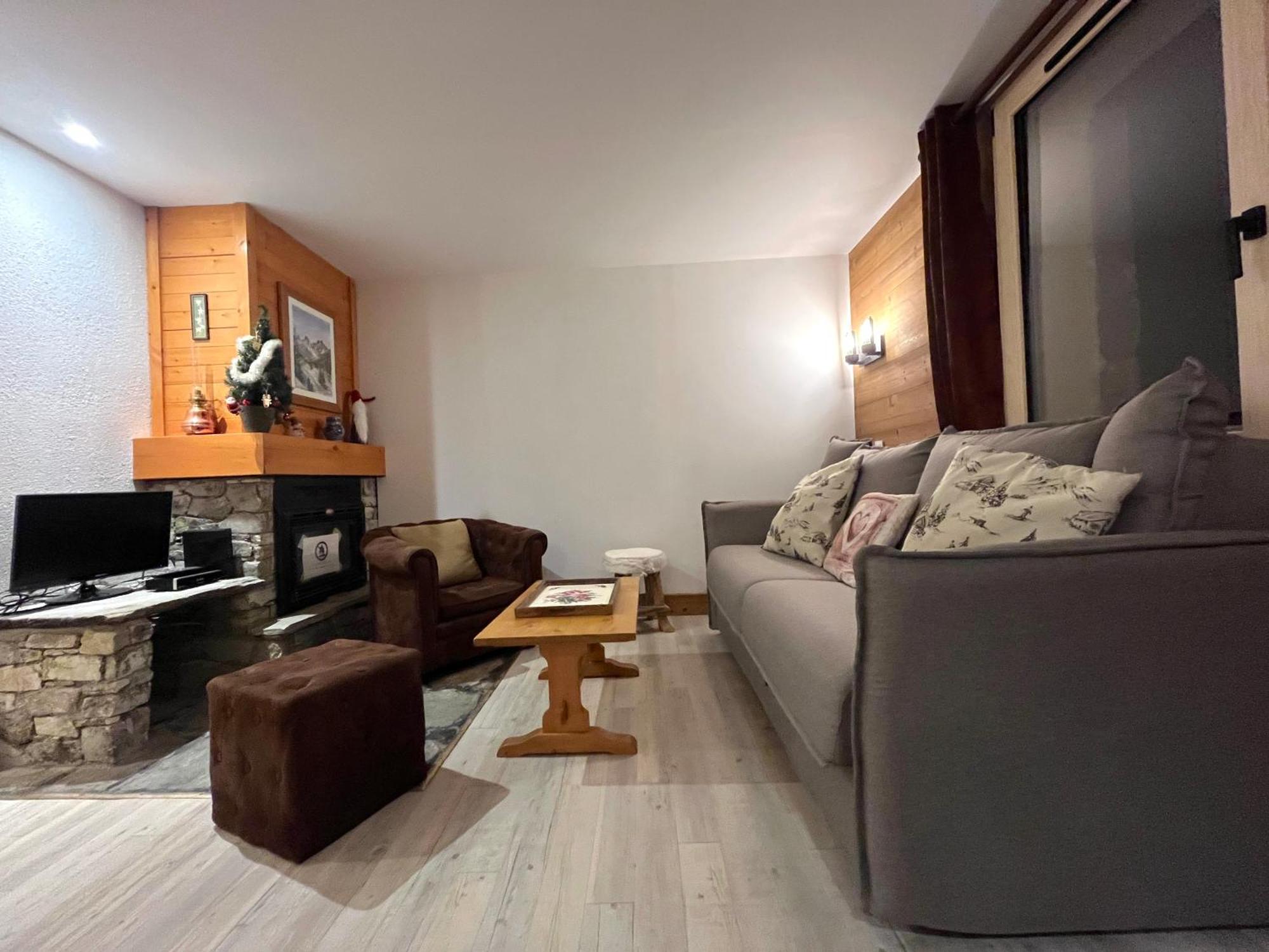 Grand Chalet - Appartement 5Pax Au Pied Des Pistes - Parking - Skiroom - Cheminee Decorative- Balcons Тінь Екстер'єр фото